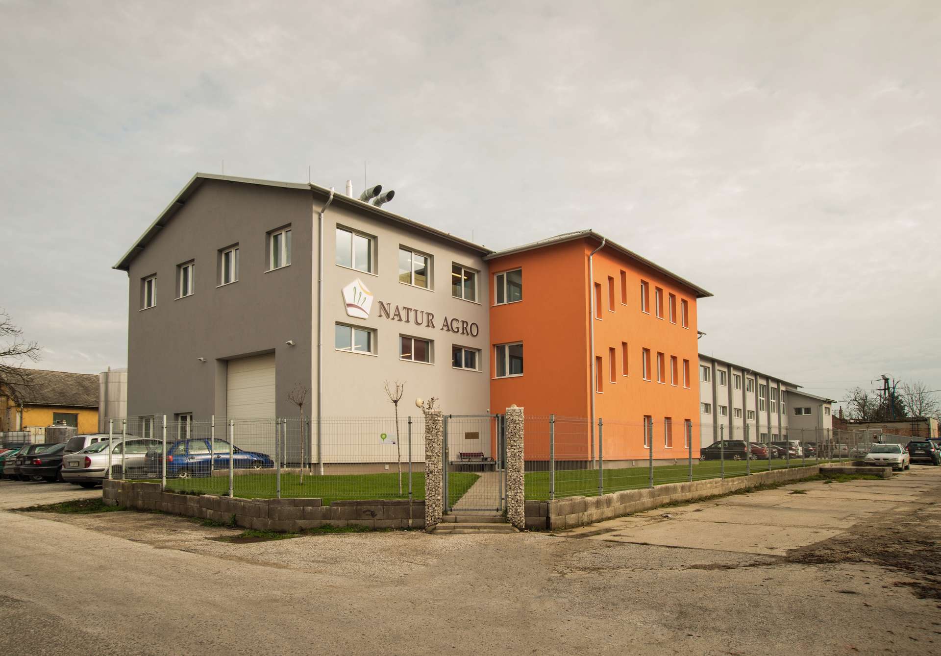 Váchartyáni üzem